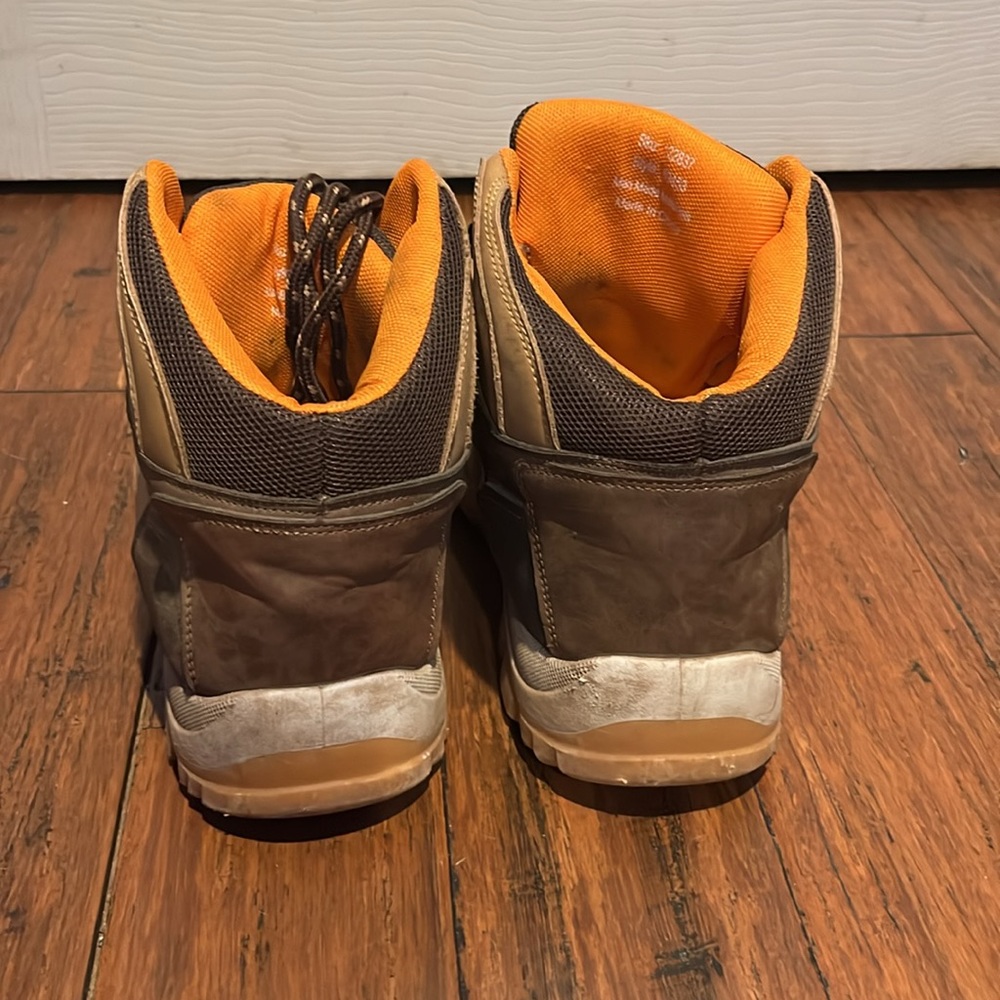 Josmo Outdoor Hiking Boots - Picture 4 of 4